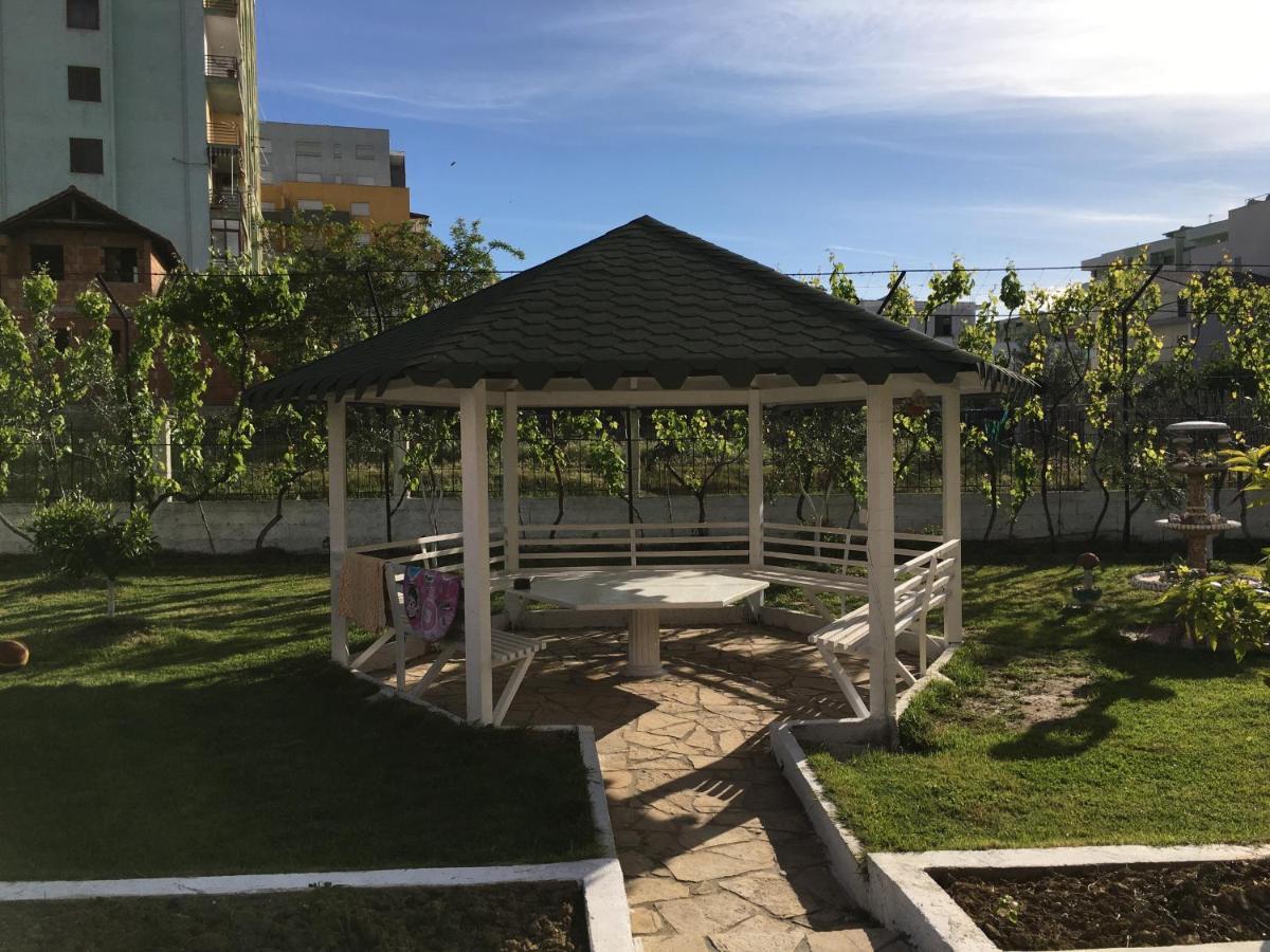 Vila Islami Hotel Durres Exterior photo