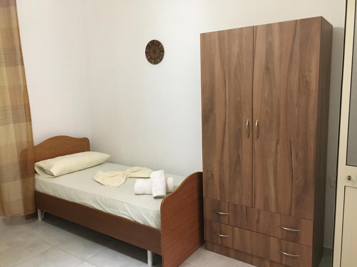 Vila Islami Hotel Durres Exterior photo